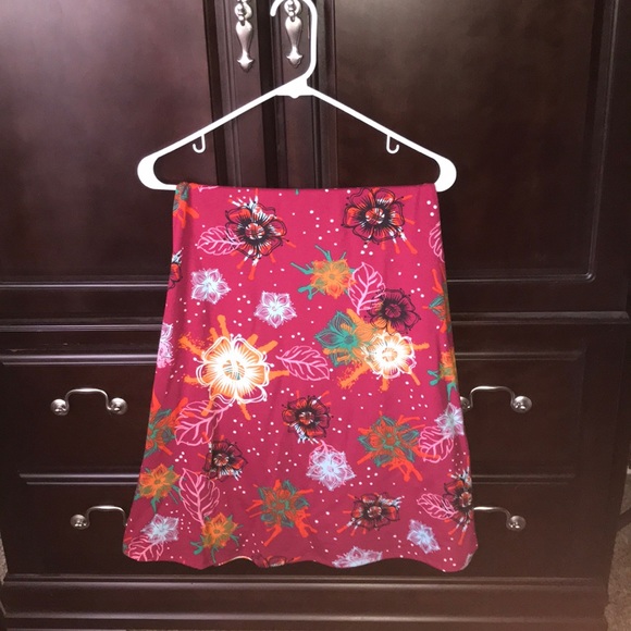 LuLaRoe Dresses & Skirts - Lularoe Maxi skirt